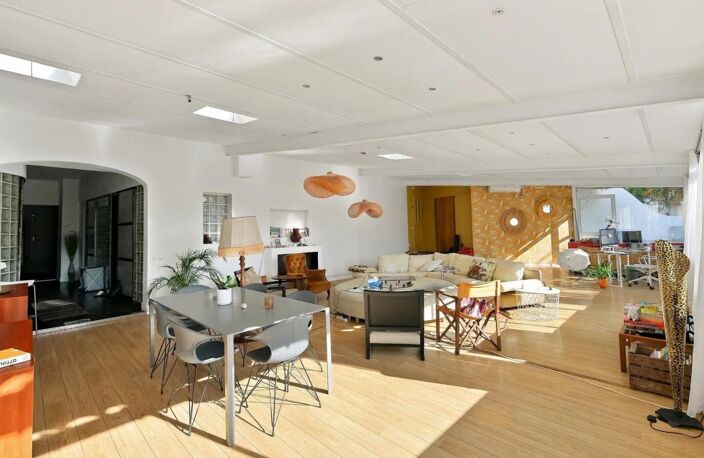 Appartement de 6 pièces de 179 m² au Cannet avec terrasse — photo 2