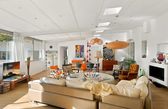 Appartement de 6 pièces de 179 m² au Cannet avec terrasse — photo 4