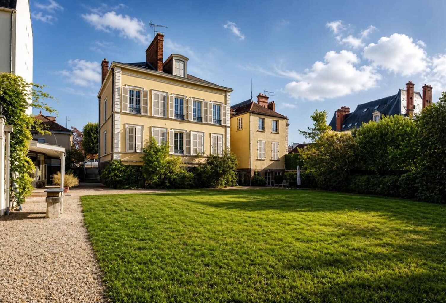 Appartement de 4 pièces de 163 m² à Troyes — photo 1