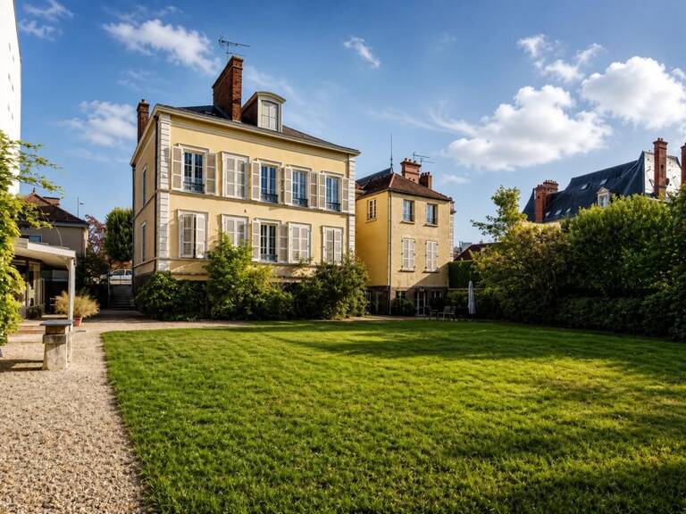 Appartement de 4 pièces de 163 m² à Troyes — photo 1