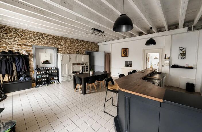 Maison de 7 pièces de 200 m² à Mesnil-Roc'h — photo 2