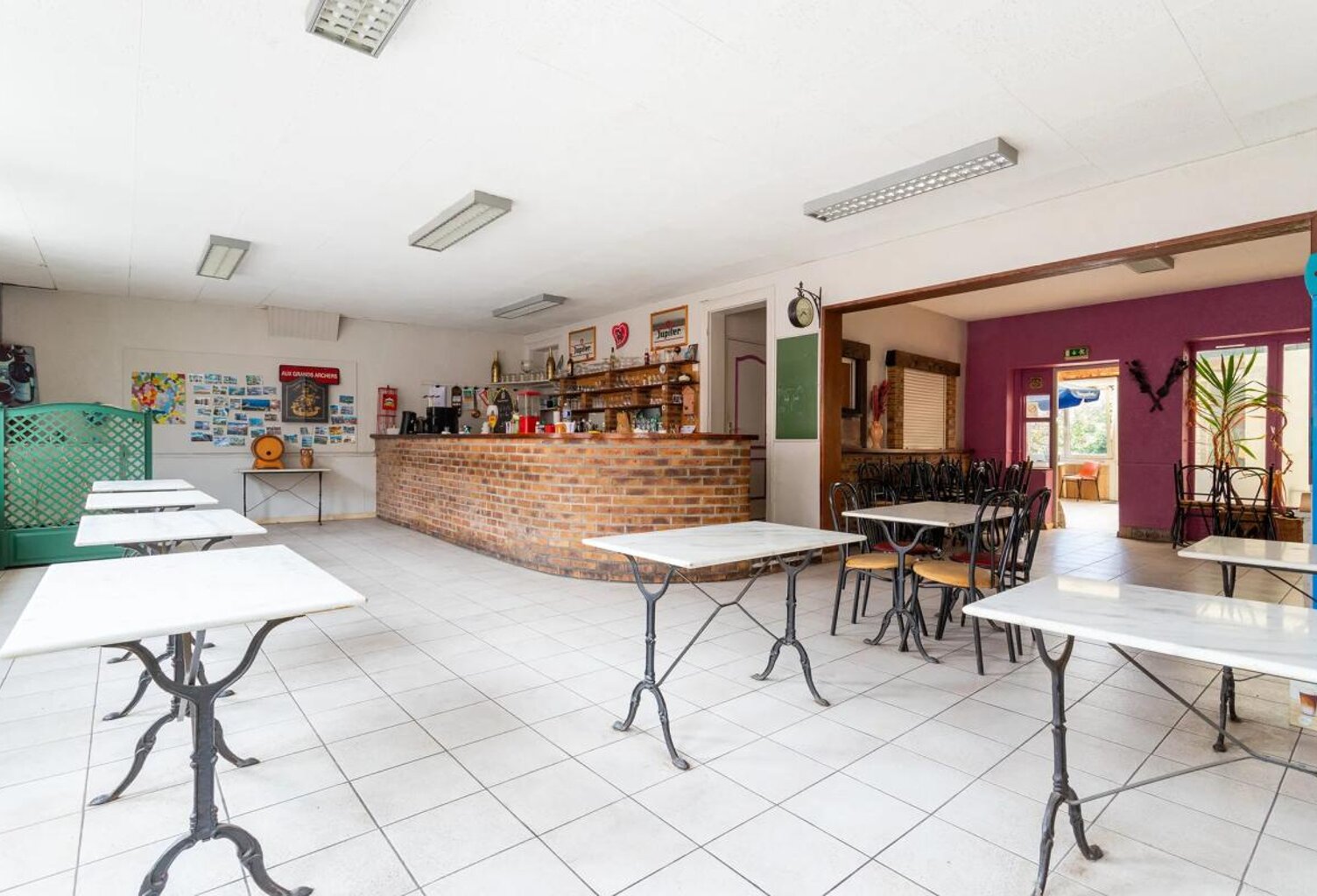 TOURCOING – ENSEMBLE IMMOBILIER ATYPIQUE AVEC ANCIEN COMMERCE, HABITATION, DÉPENDANCES ET JARDIN — photo 1