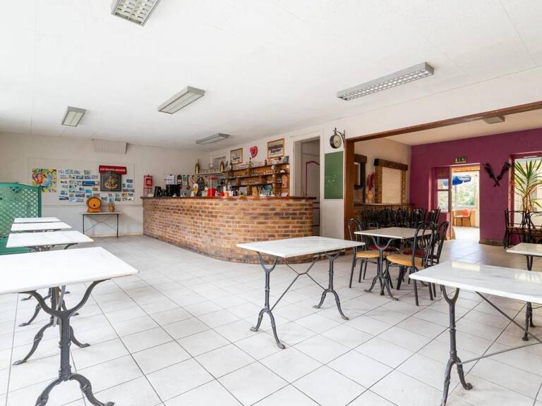 TOURCOING – ENSEMBLE IMMOBILIER ATYPIQUE AVEC ANCIEN COMMERCE, HABITATION, DÉPENDANCES ET JARDIN — photo 1