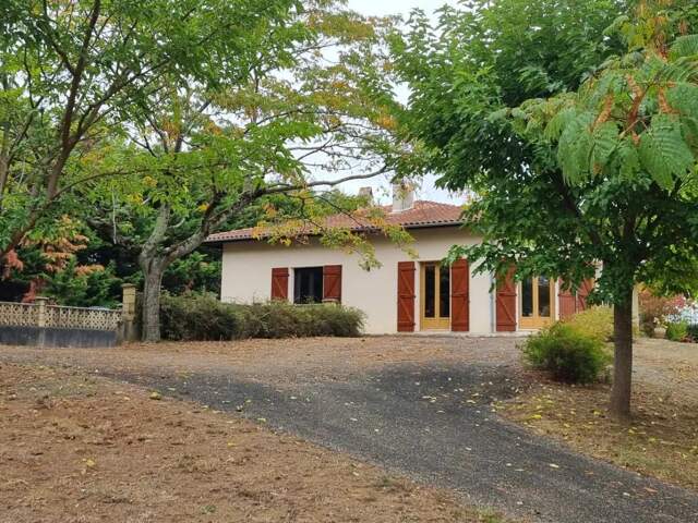 Beaumont-de-Lomagne : maison de caractère, vaste sous sol — photo du bien