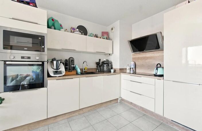 Appartement de 3 pièces de 59 m² à Marseille — photo 2
