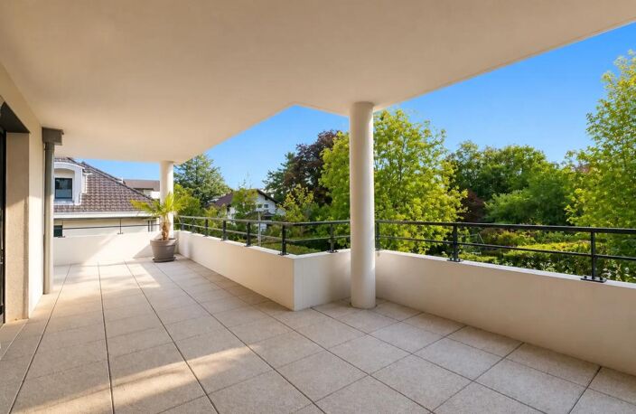 Appartement de 4 pièces de 91 m² avec balcon et box, Divonne-les-Bains — photo 2