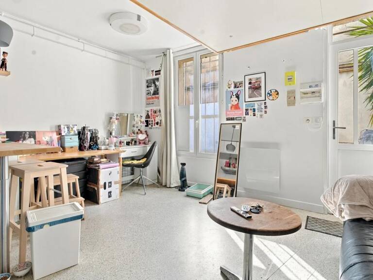 Studio de 1 pièce de 20 m² situé à Paris — photo 1