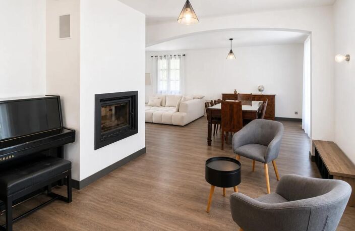 Maison de 9 pièces de 183 m² à Linars — photo 2