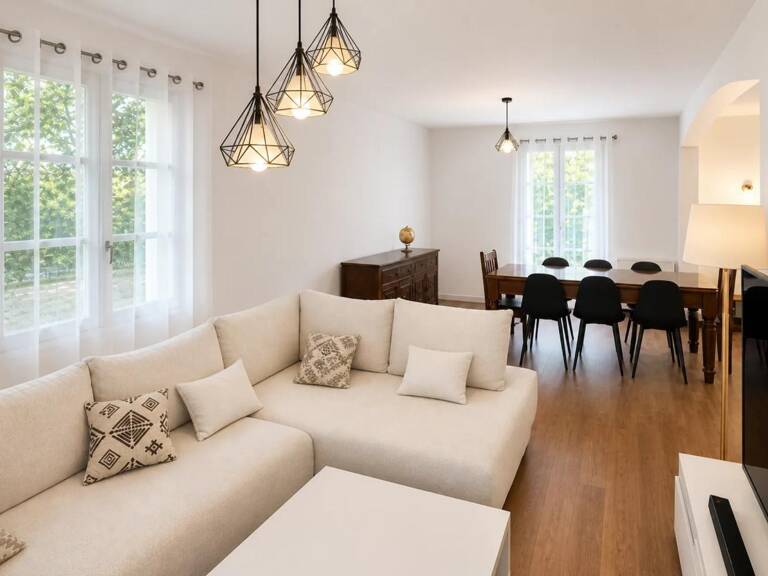 Maison de 9 pièces de 183 m² à Linars — photo 1