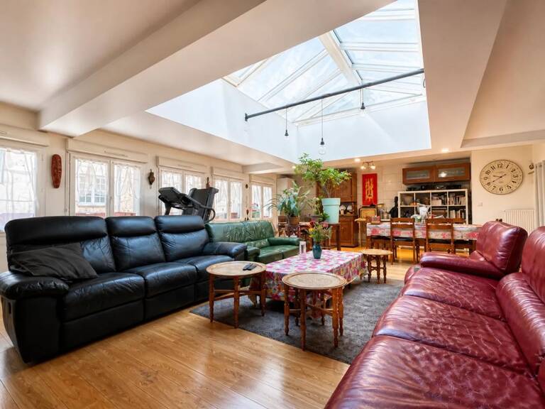 Appartement de 6 pièces de 252 m² à Saint-Étienne — photo 1