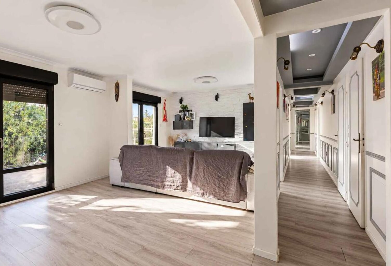 MAISON PLAIN PIED - 4 CHAMBRES - AVEC TRAVAUX - DPE C — photo 1