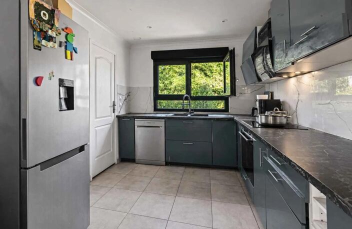 MAISON PLAIN PIED - 4 CHAMBRES - AVEC TRAVAUX - DPE C — photo 5