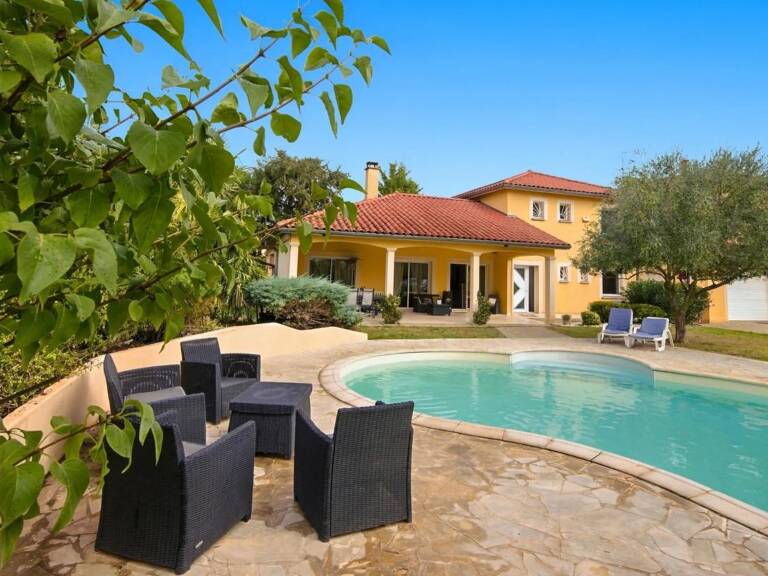 Maison familiale de 175 m² avec piscine à Chazay-d’Azergues — photo 1