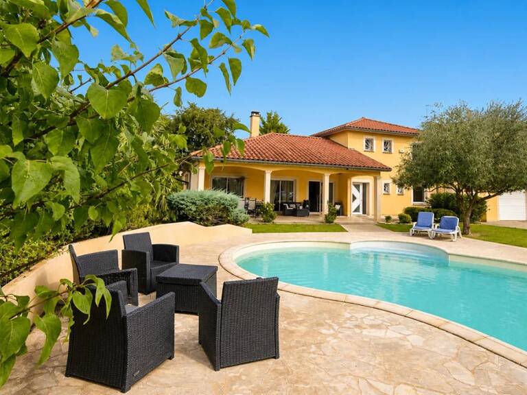 Maison familiale de 175 m² avec piscine à Chazay-d’Azergues — photo 1