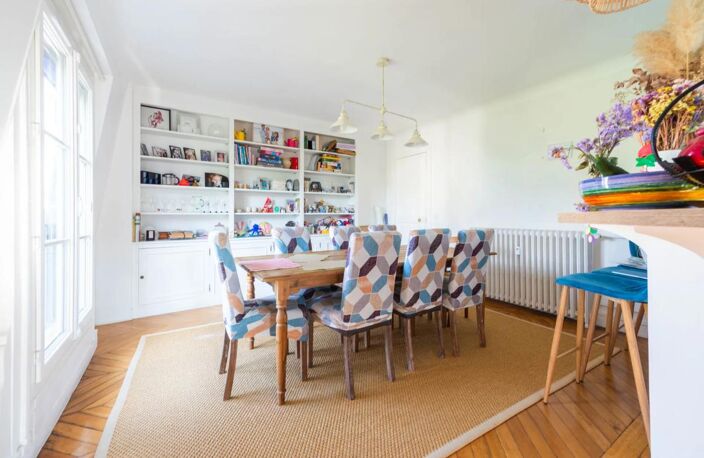 Paris 16ᵉ - T5 de  104 m² -  Secteur Mirabeau –Auteuil — photo 5