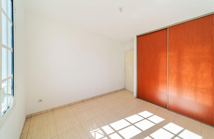 APPARTEMENT T3 NON MEUBLE - 69.35 m² - LE TAMPON — photo 3