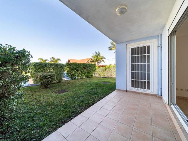 APPARTEMENT T3 NON MEUBLE - 69.35 m² - LE TAMPON — photo du bien