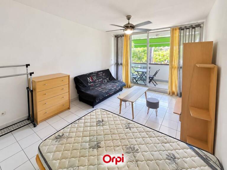 ORPI BOUCAN CANOT – Studio avec terrasse et parking, à deux pas de la plage — photo 1