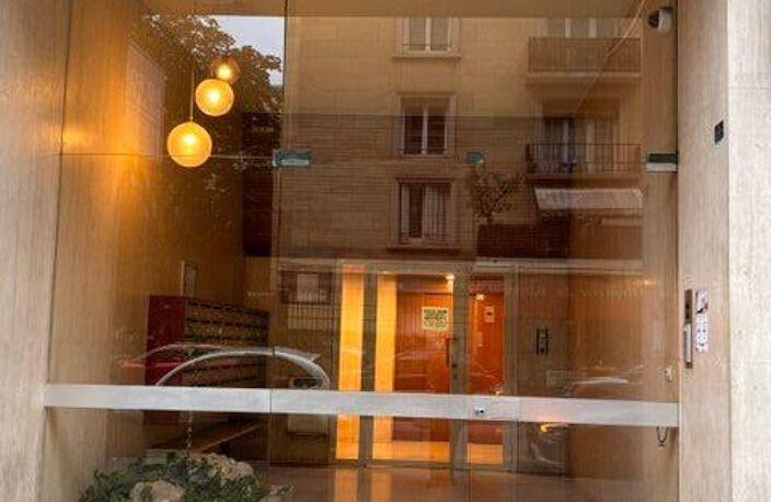 Appartement À Louer — photo 2