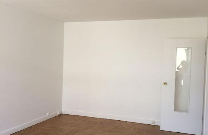 Appartement À Louer — photo 3