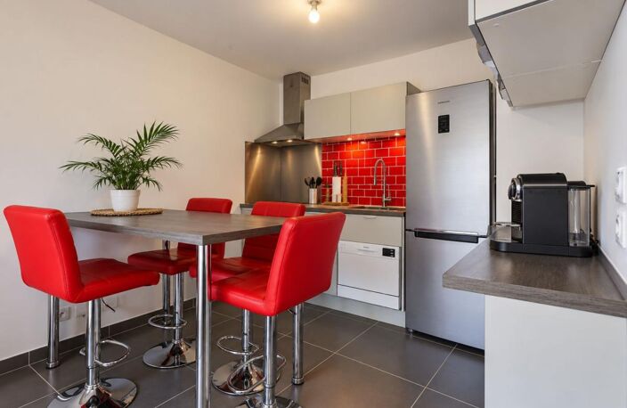 Appartement À Vendre — photo 2