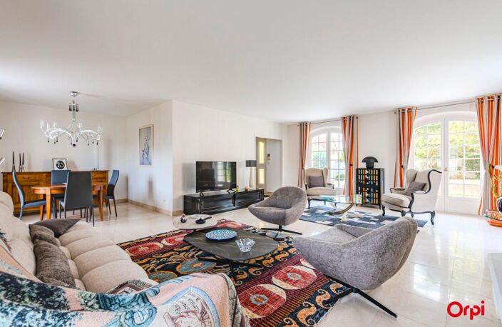 Maison familiale d'exception de 240 m² 5 chambres & sous-sol complet à Champigny — photo 3