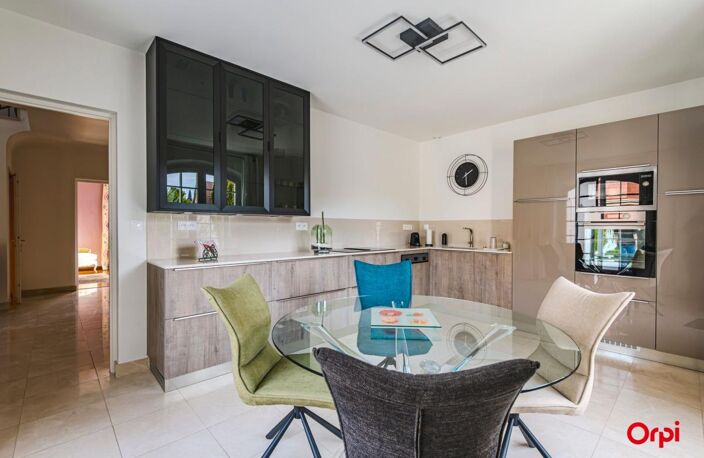 Maison familiale d'exception de 240 m² 5 chambres & sous-sol complet à Champigny — photo 5