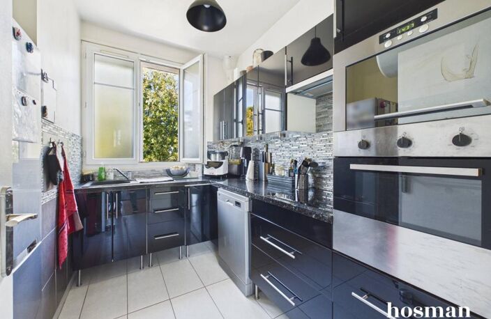 Appartement 4 pièces de 79 m² avec balcon, vue Tour Eiffel sur le Boulevard Henri Sellier, Suresnes — photo 5