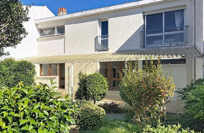 Maison 5 chambres jardin garage — photo 2