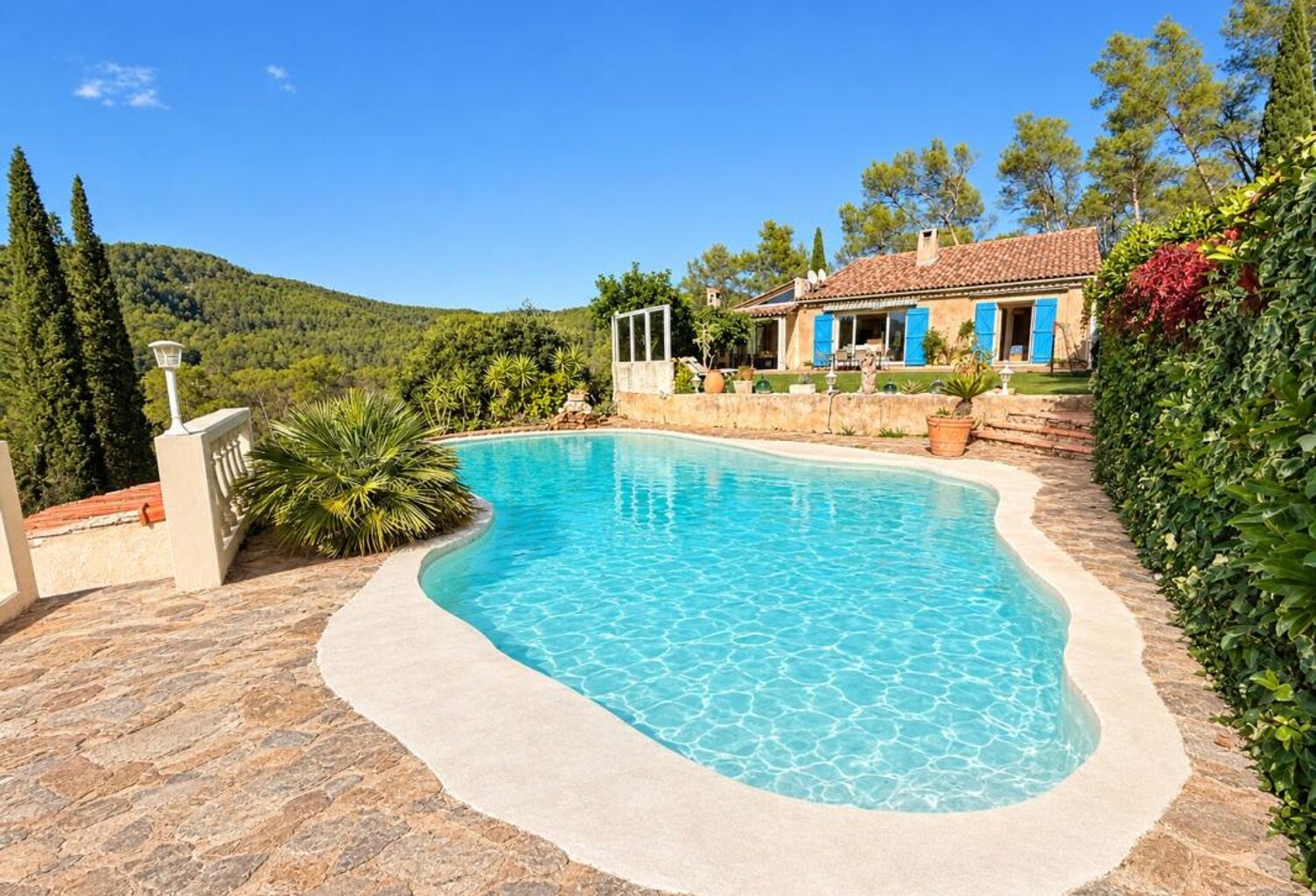 MAISON / T4 / PISCINE / CALME / NATURE — photo 1
