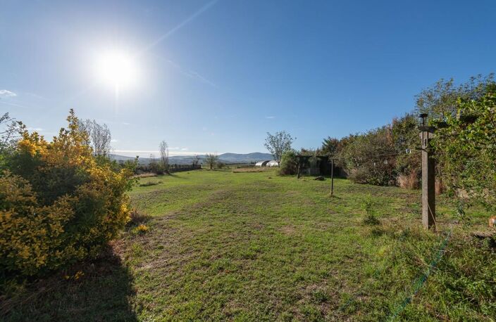 Tartaras : maison avec 2 500 m² de terrain plat et vue dégagée — photo 2