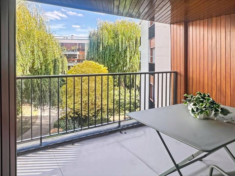 Appartement À Vendre — photo 1