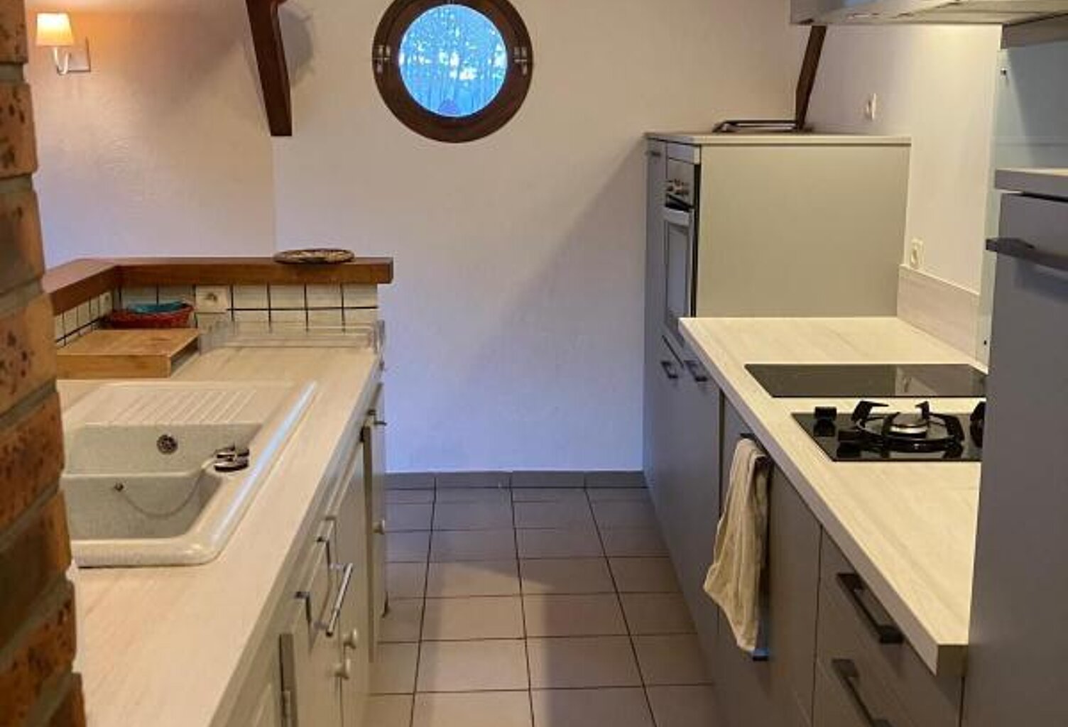 Maison À Louer — photo 1
