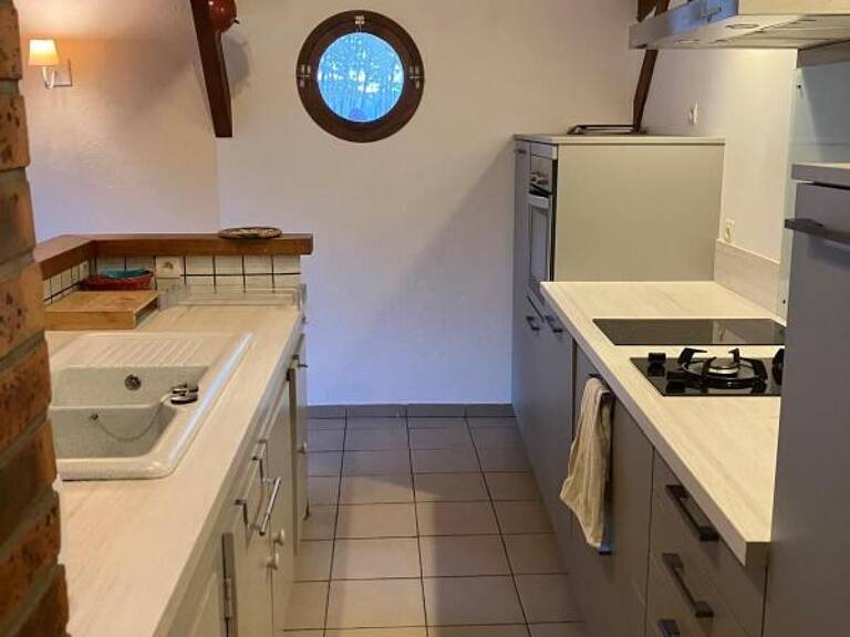 Maison À Louer — photo 1