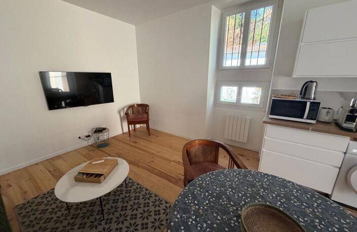 🏡✨ COUP DE CŒUR ASSURÉ – Magnifique appartement de caractère entièrement rénové à Dax ! ✨🏡 — photo 3