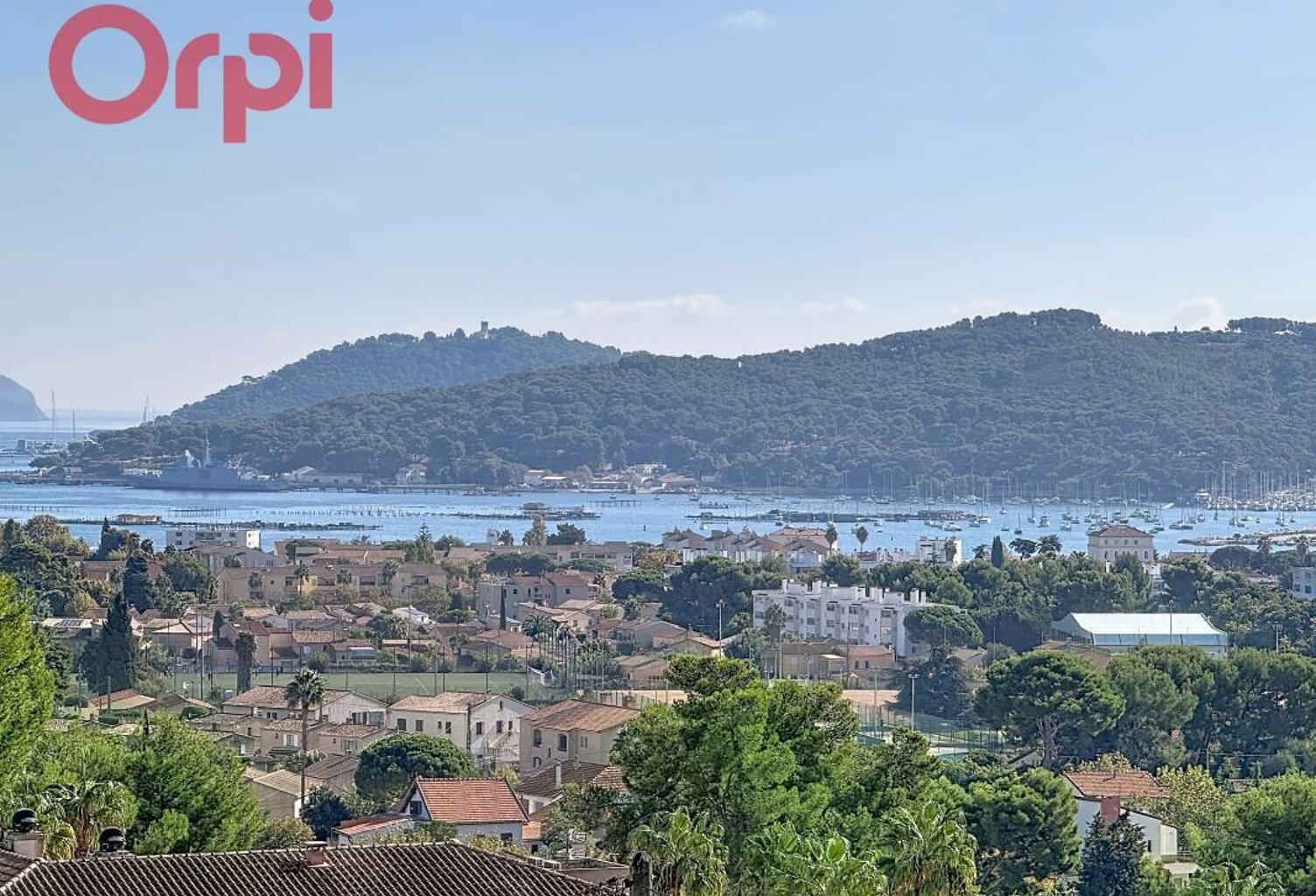 Appartement À Vendre T3 LA SEYNE SUR MER - VUE MER — photo 1