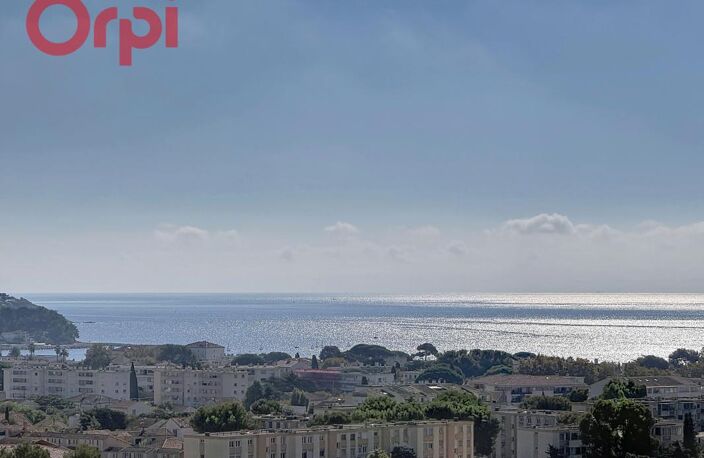 Appartement À Vendre T3 LA SEYNE SUR MER - VUE MER — photo 4