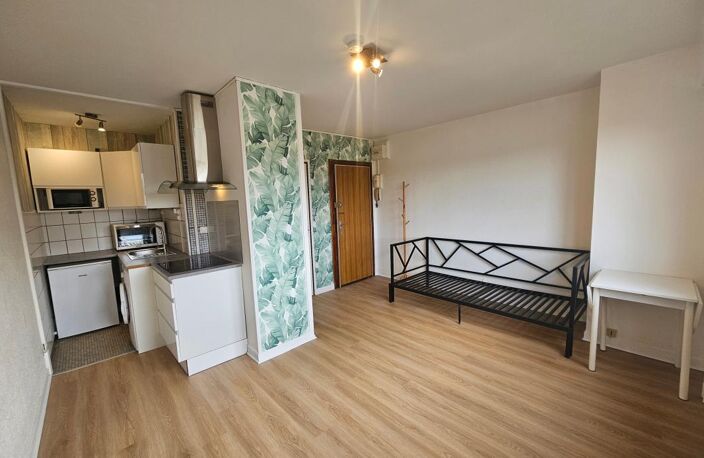 Metz, avenue de Strasbourg : studio rénové vendu loué, avec cave — photo 2
