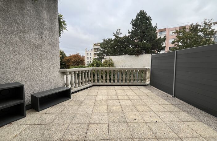 Appartement F3 67 m2 avec terrasse de 20 m2 - 92 Issy les Moulineaux (Mairie d'issy) — photo 2