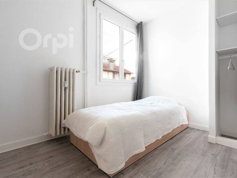 CHAMBÉRY - Chambre en colocation de 12.40 m2 avec parties communes — photo 1