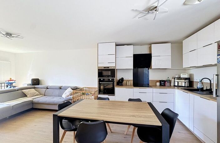 RIOM Maison 3 chambres Terrain Carport — photo 3