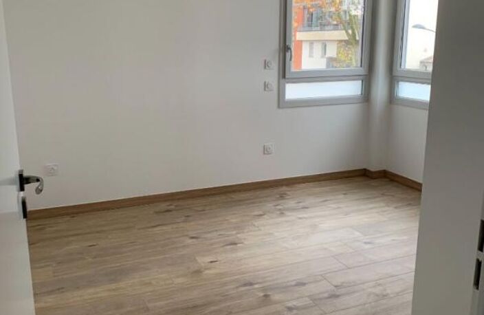 TOULOUSE, T2 de 46 m² avec cave et parking — photo 4