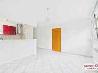Appartement À Vendre REIMS CENTRE VILLE — photo 4