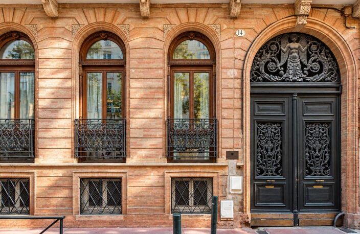 Toulouse Victor Hugo - Superbe appartement Bourgeois de 160 m² avec terrasses, dernier étage — photo 2