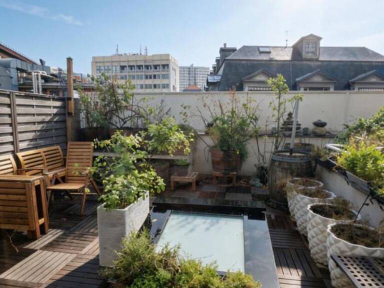 Grand deux-pièces d'architecte avec terrasse de 36 m² — photo 1