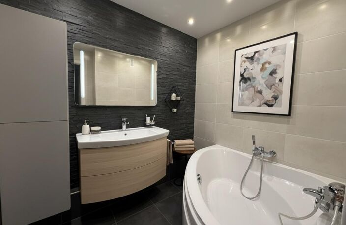 Appartement familial de 96 m², 3 chambres, balcon, parking et tennis — photo 5