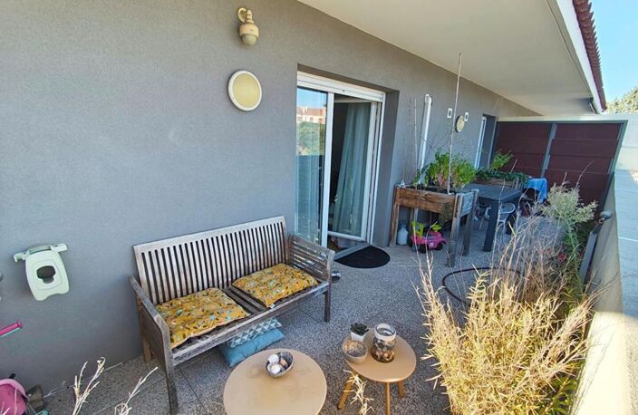 Appartement Martigues 3 pièce(s) 65 m2 TERRASSE et GARAGE — photo 2