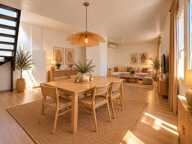 Hyères Les Salins,  Appartement 137 m², dernier étage, Toit terrasse, 2 pkgs — photo 3