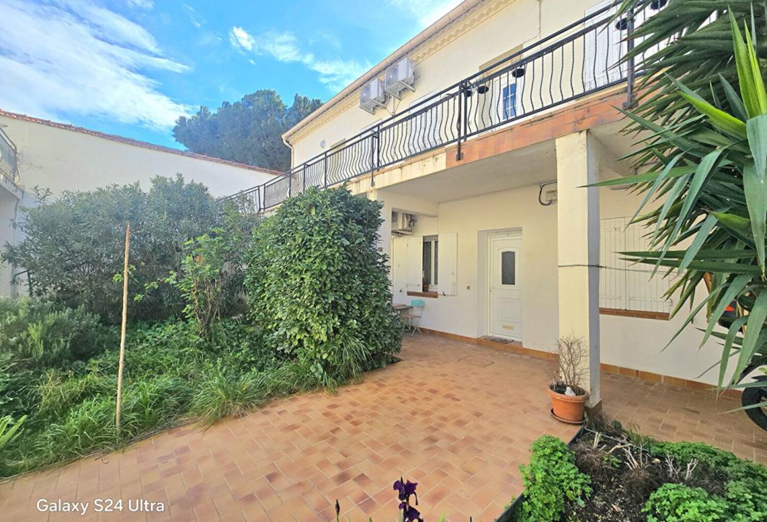 Appartement Nimes 3 pièce(s) 55 m2 loué av terrasse — photo 1