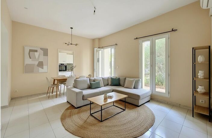 Appartement Nimes 3 pièce(s) 55 m2 loué av terrasse — photo 2